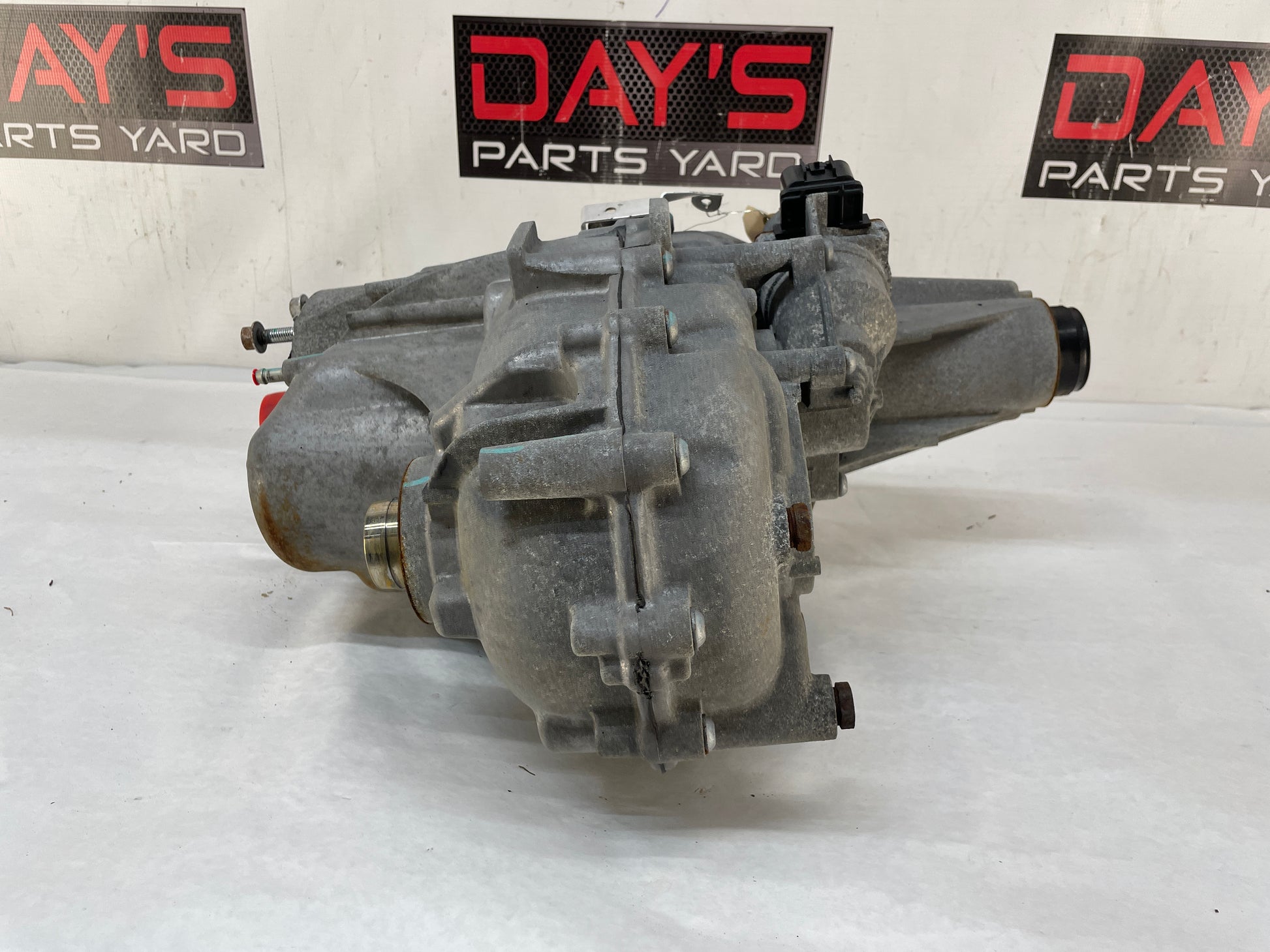 2012 Chevy Silverado K1500 LT Transfer Case OEM - Day's Parts Yard