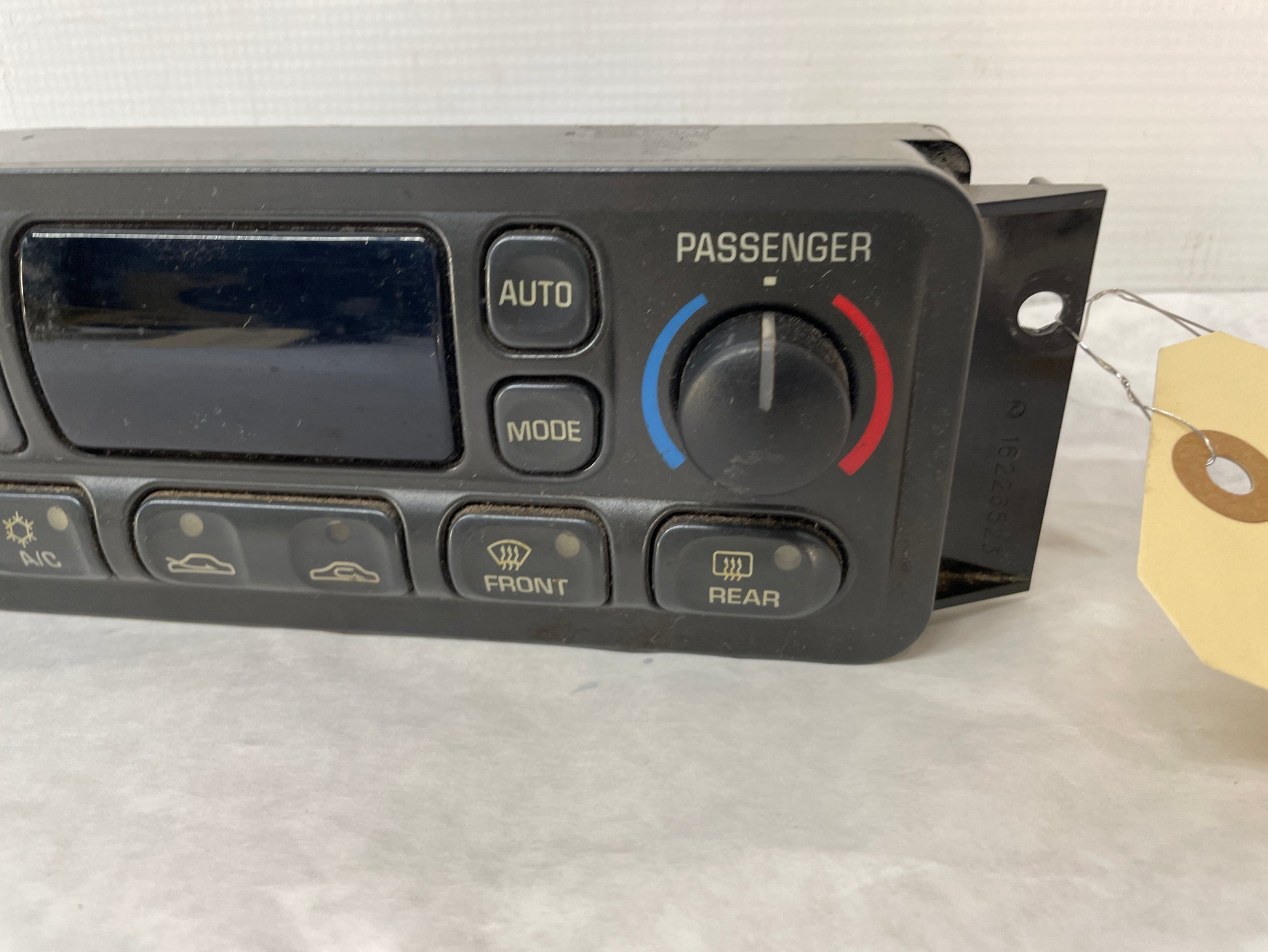 2004 Chevy C5 Corvette Dual Zone Temperature HVAC Dash Climate Control Unit Switch Panel OEM - Day's Parts Yard