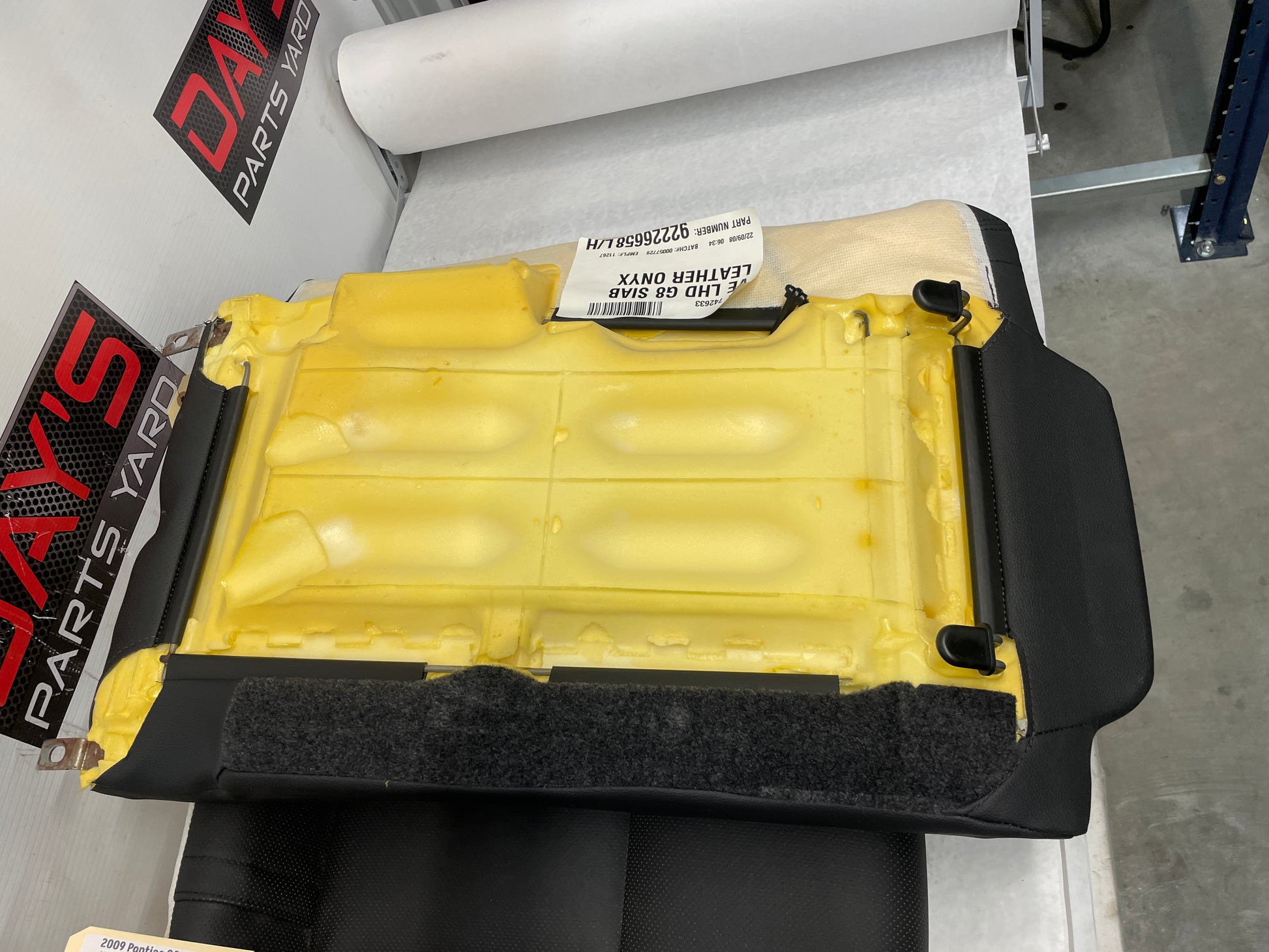 2009 Pontiac G8 Seats Fronts and Rears Black Leather OEM - Day's Parts Yard