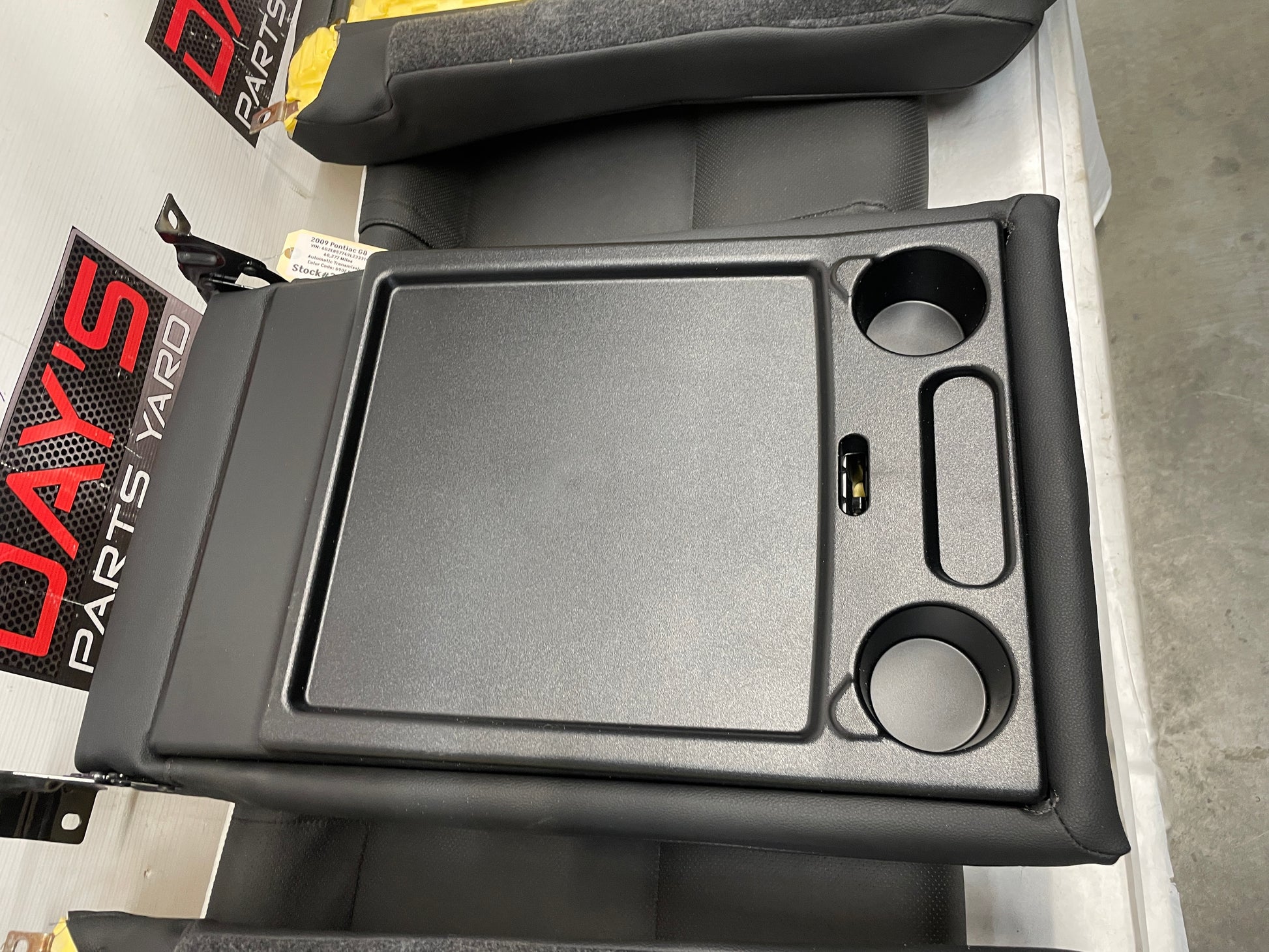 2009 Pontiac G8 Seats Fronts and Rears Black Leather OEM - Day's Parts Yard