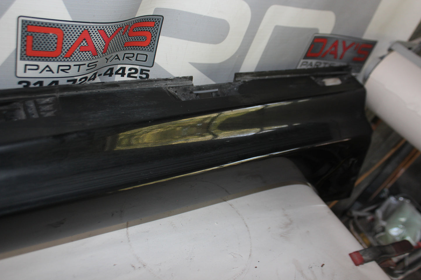 2014 Chevy SS Sedan  RH Passenger Rocker Molding Panel OEM