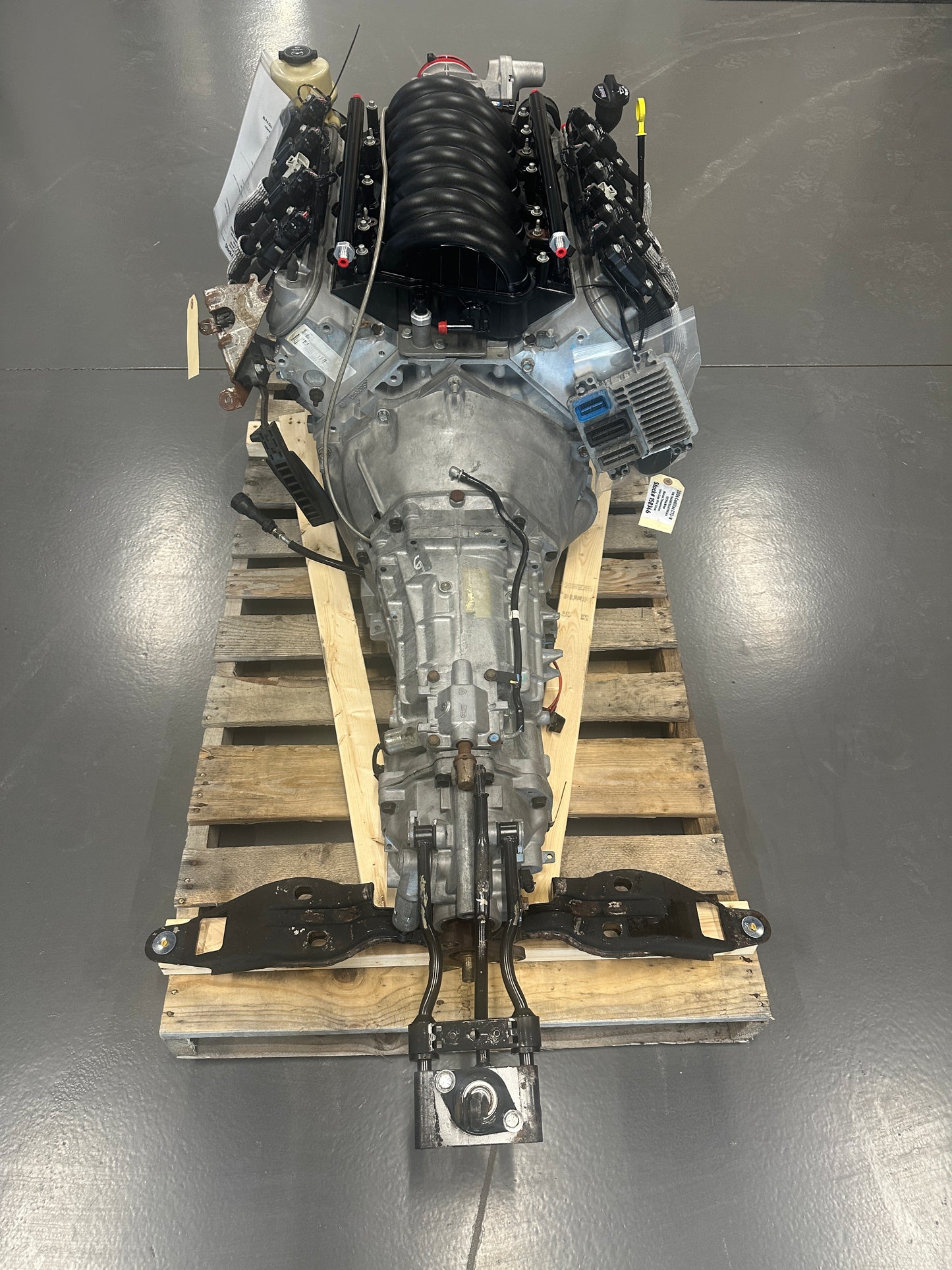 6.0 LS2 Engine T56 6 Speed Manual Transmission Drivetrain Pullout 450HP 15k Miles