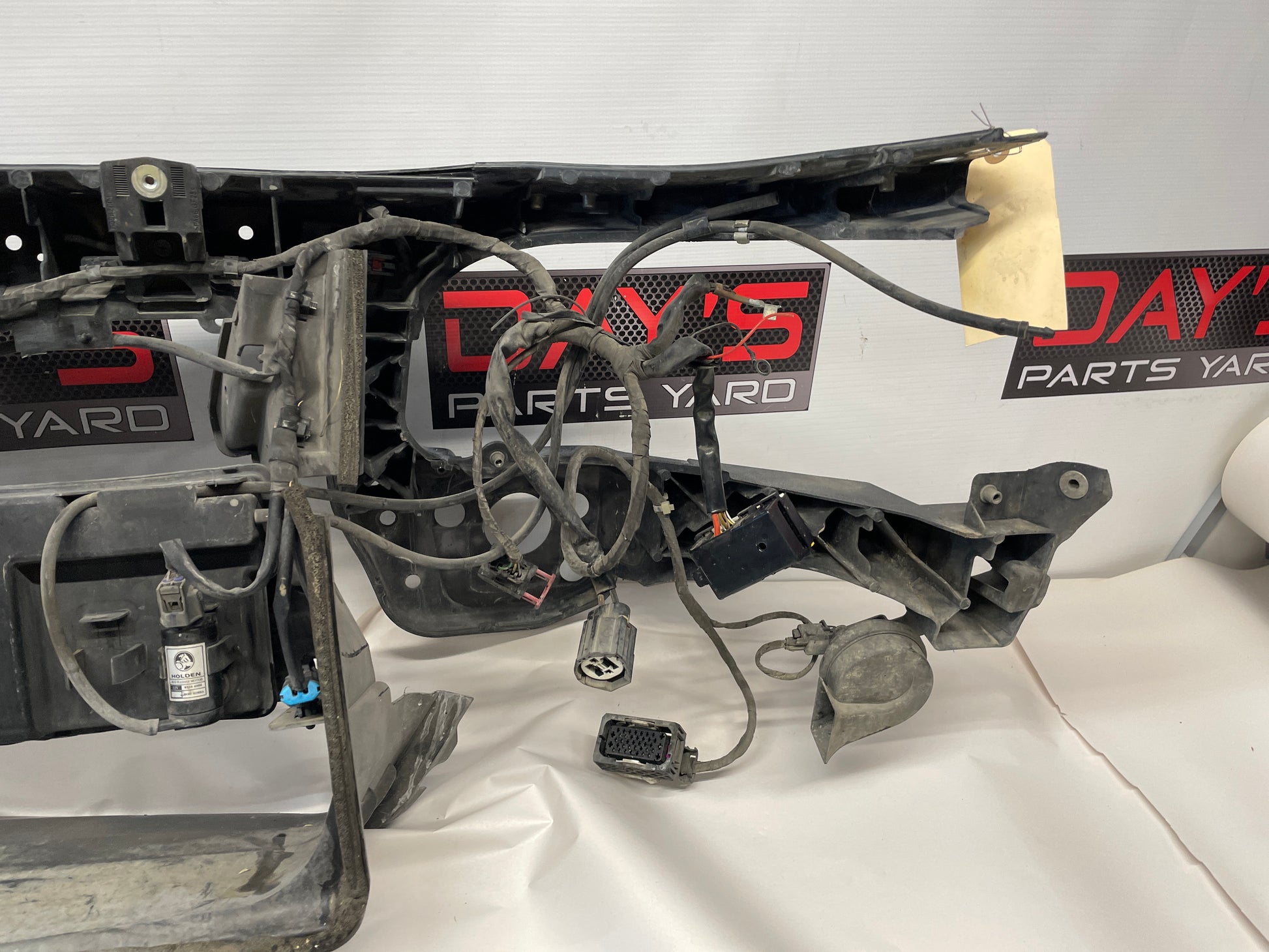 2015 Chevy SS Sedan Front Radiator Core Support Bracket Brace OEM - Day's Parts Yard