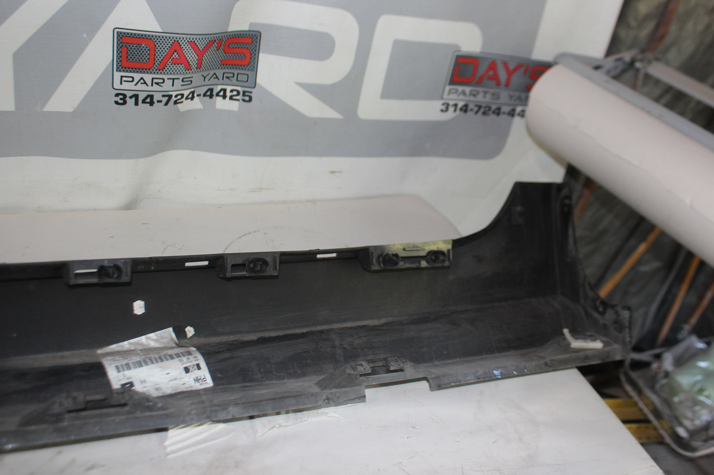 2014 Chevy SS Sedan  RH Passenger Rocker Molding Panel OEM