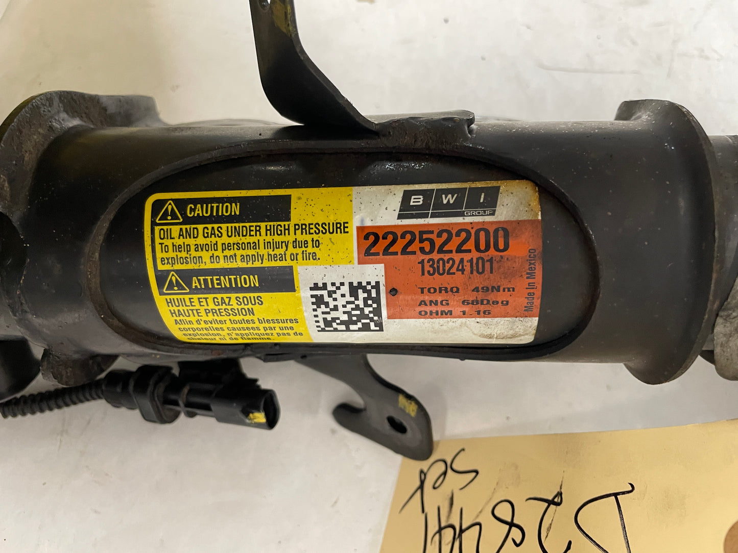 2013 Chevy Camaro ZL1 RH & LH Front Magnetic Ride Struts Shocks Assemblies OEM