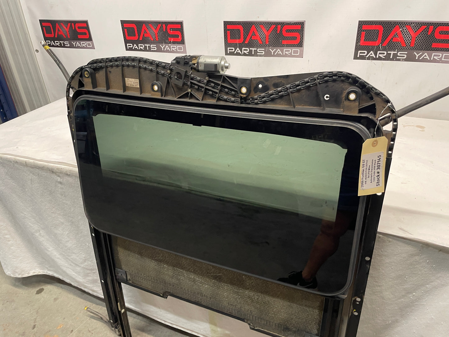 2009 Pontiac G8 GT Sun Moon Roof Sunroof Glass Assembly OEM