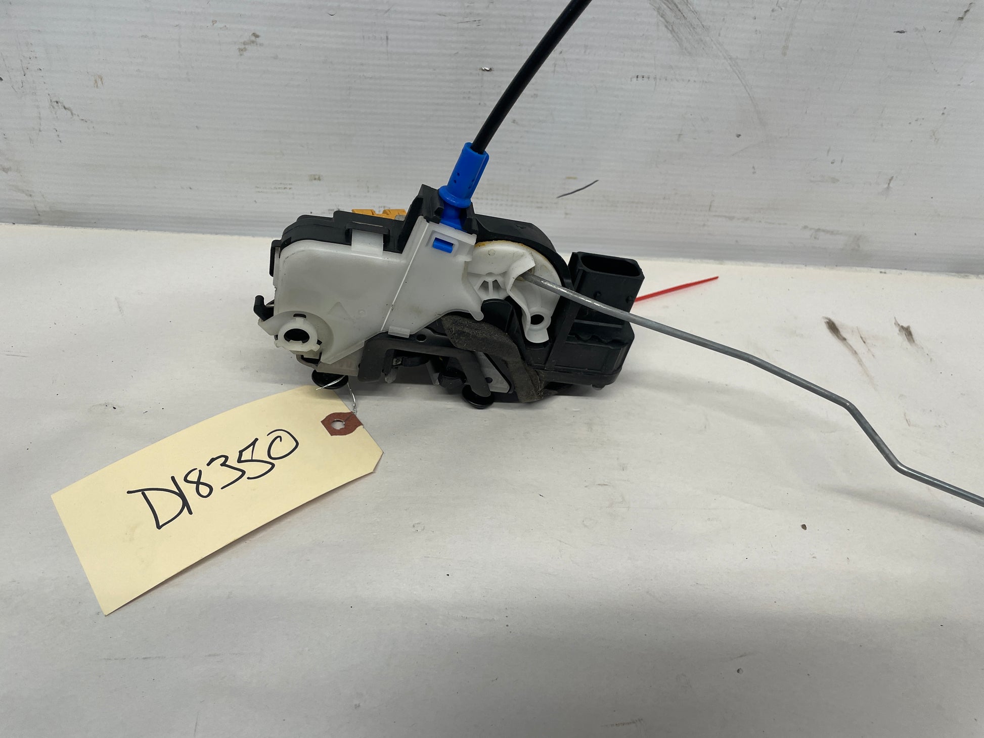 2015 Chevy SS Sedan RH Passenger Front Door Lock Actuator Latch OEM - Day's Parts Yard