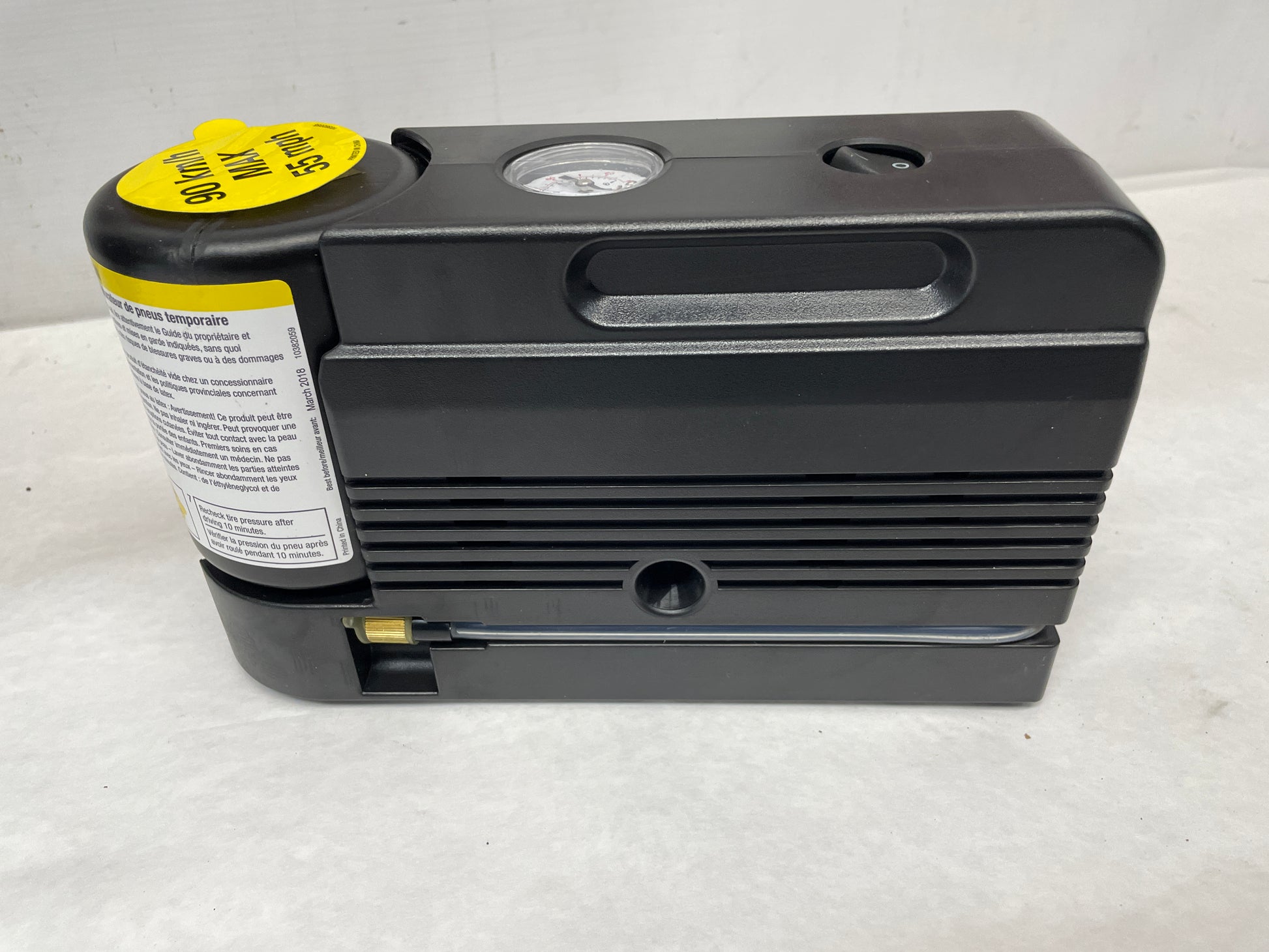 2014 Chevy SS Sedan Spare Tire Sealant Container & Compressor Assembly OEM - Day's Parts Yard