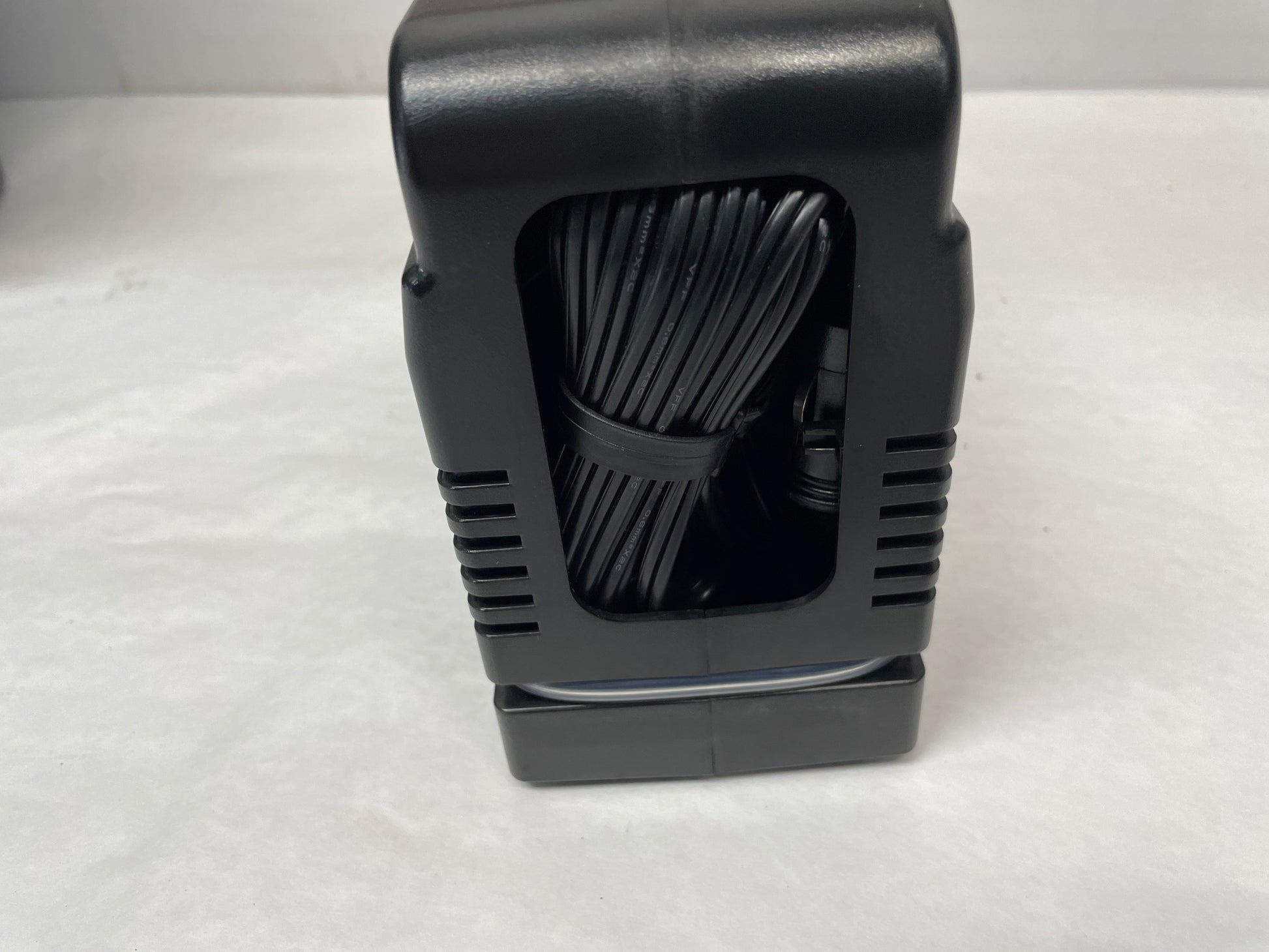 2014 Chevy SS Sedan Spare Tire Sealant Container & Compressor Assembly OEM - Day's Parts Yard