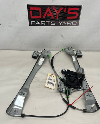 2015 Chevy SS Sedan RH Passenger Front Window Regulator Motor OEM