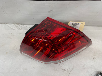2009 Pontiac G8 RH Passenger Tail Light Taillight Lamp OEM - Day's Parts Yard