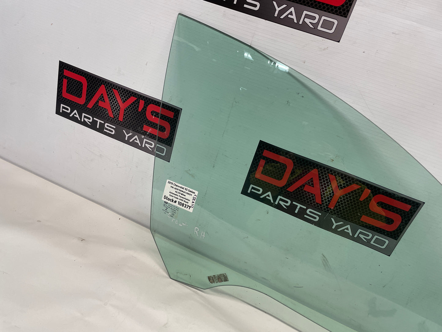 2015 Chevy SS Sedan RH Passenger Front Door Window Glass OEM - Day's Parts Yard