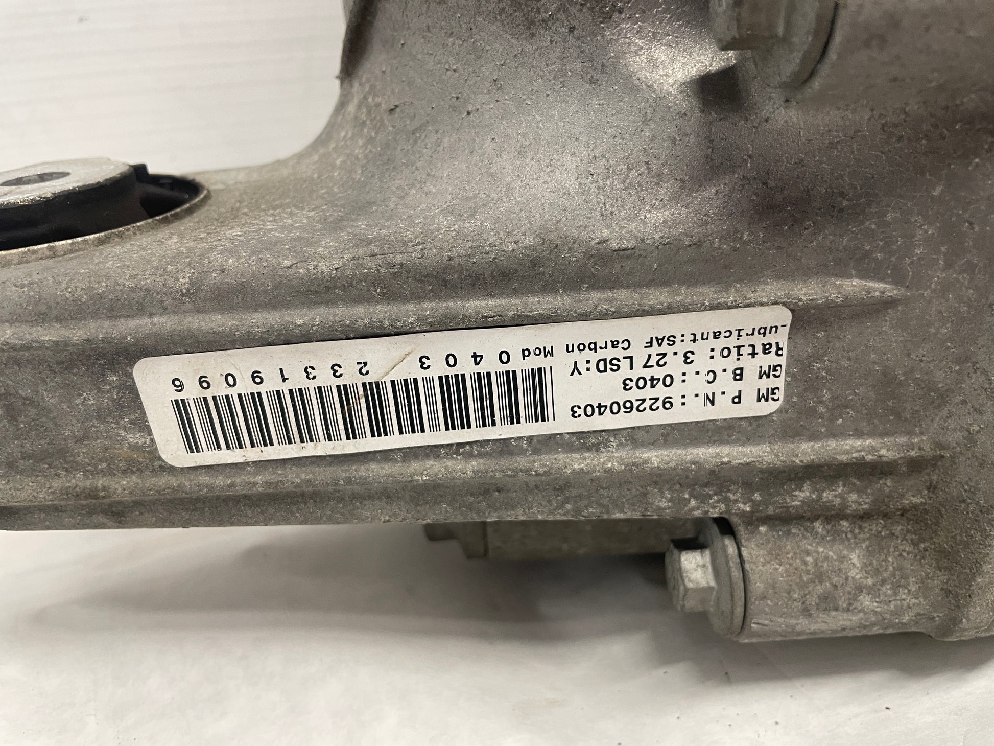 2014 Chevy SS Rear End Axle Carrier Rearend Diff Differential 3.27 LSD OEM - Day's Parts Yard