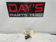 2014 Chevy SS Sedan Jump Starter Post Positive Battery Circuit Fuse OEM - Day's Parts Yard
