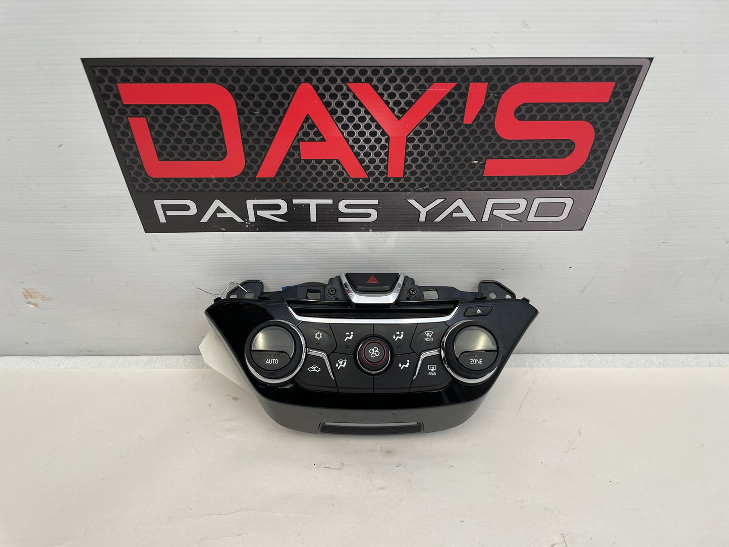 2014 Chevy SS Sedan HVAC Controls Heat A/C Control Unit OEM - Day's Parts Yard