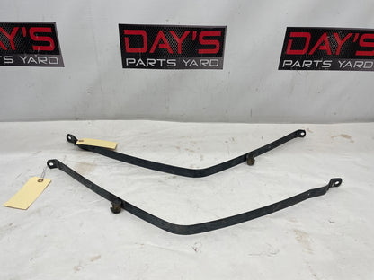 2009 Pontiac G8 GT Fuel Gas Tank Straps OEM