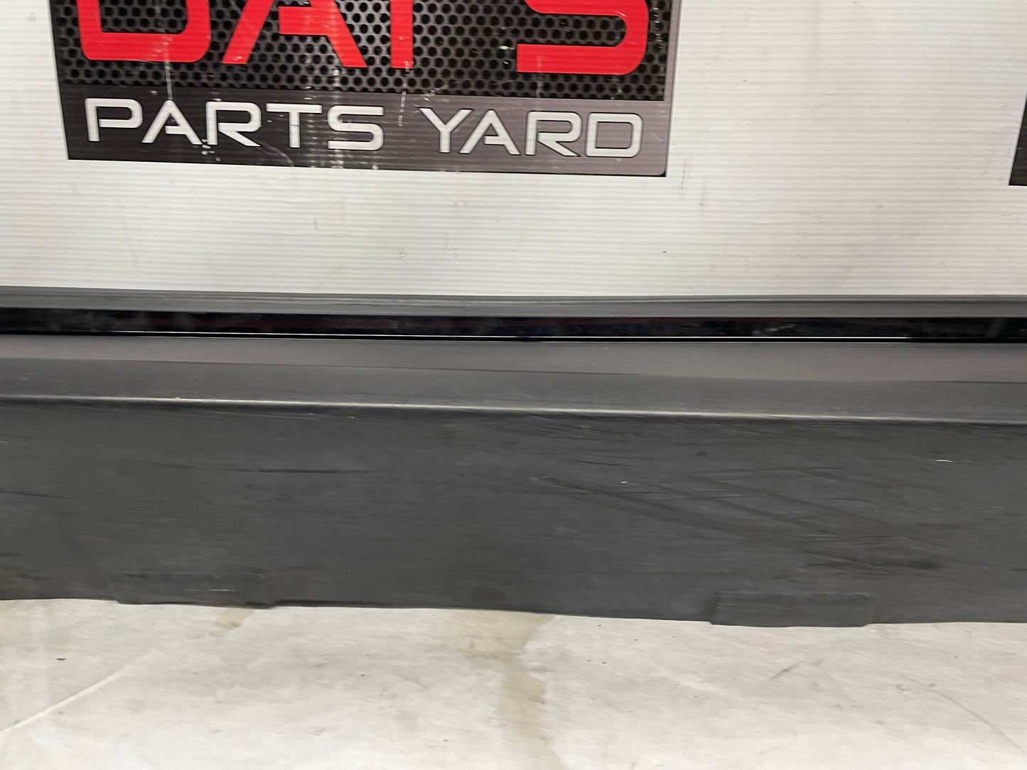 2013 Chevy Camaro ZL1 RH Passenger Rocker Molding Side Skirt Panel OEM