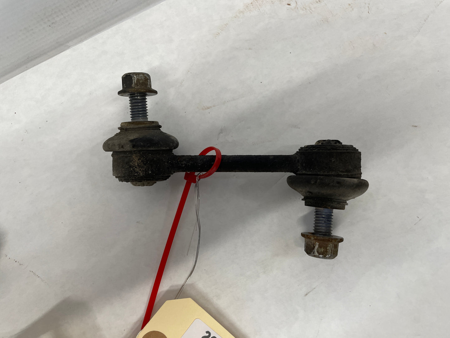 2009 Pontiac G8 GT Rear Suspension Sway Bar Stabilizer End Links OEM - Day's Parts Yard