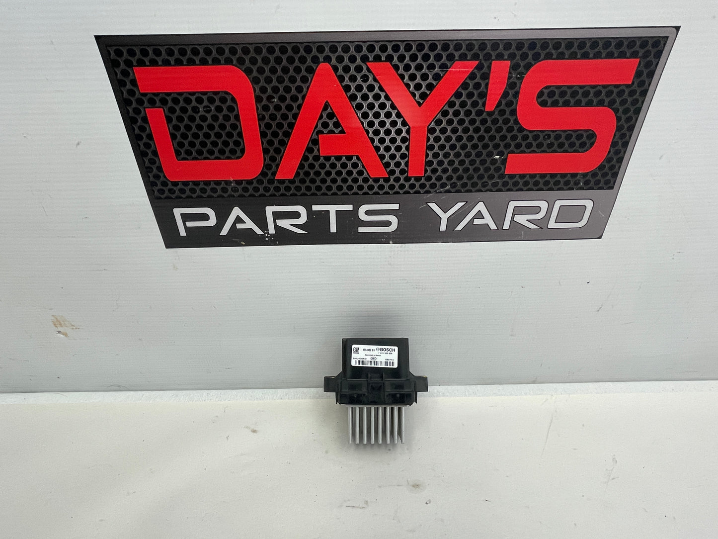 2014 Chevy SS Sedan Heater Blower Motor Resistor OEM - Day's Parts Yard