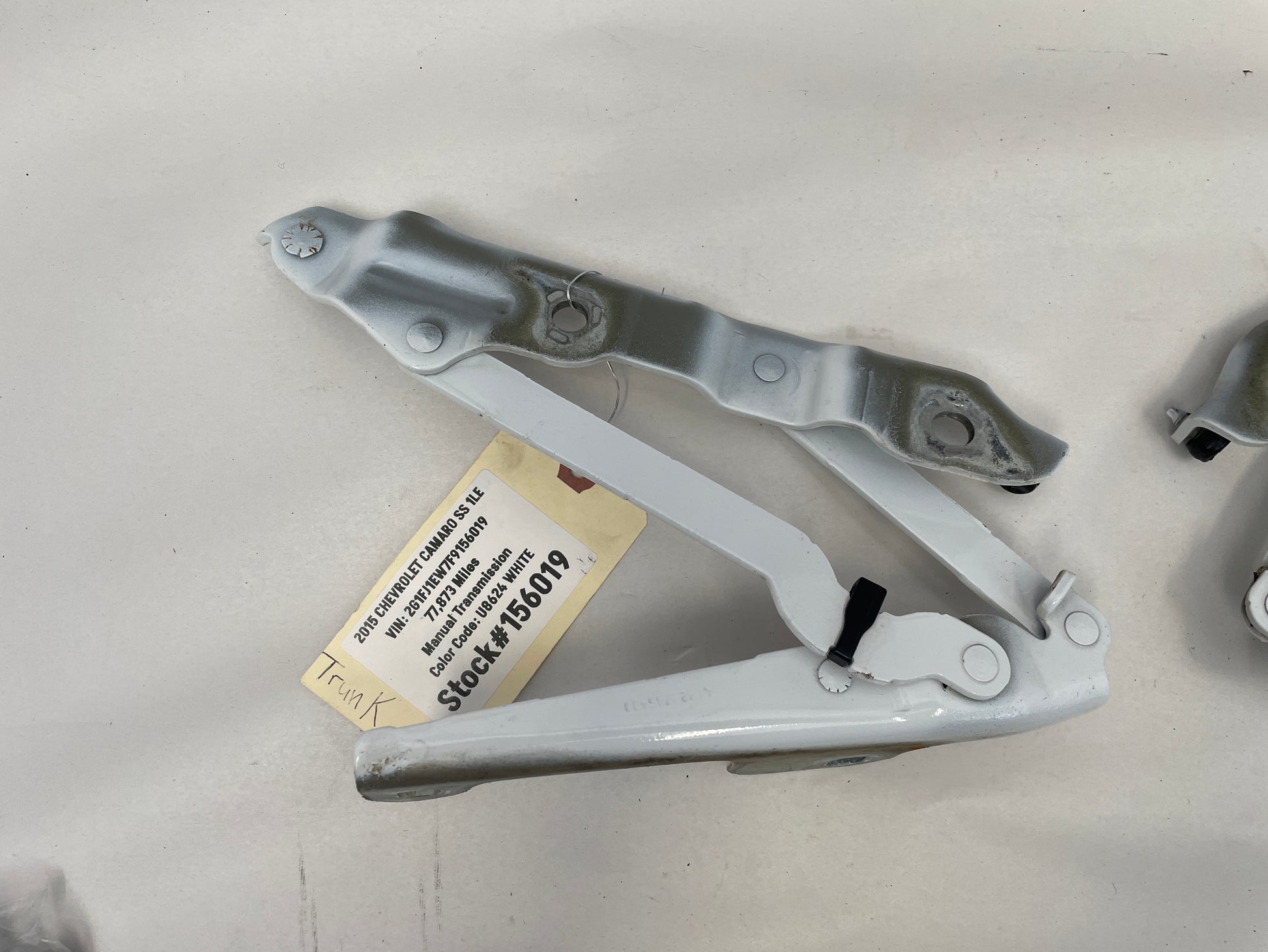 2015 Chevy Camaro SS RH & LH Trunk Deck Lid Hinges OEM - Day's Parts Yard