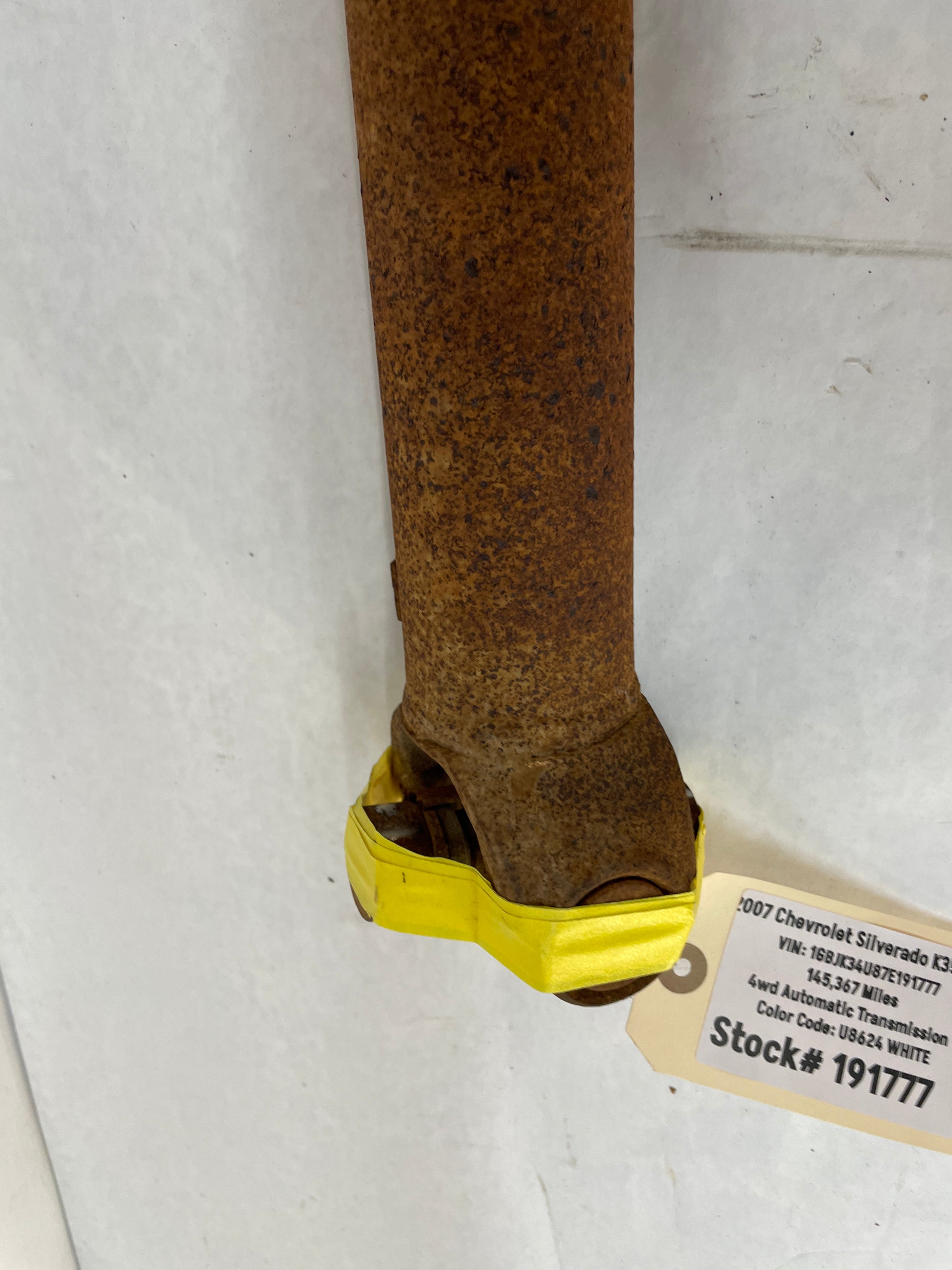 2007Chevy Silverado K3500 Front Drive Prop Shaft Driveshaft Assembly OEM - Day's Parts Yard