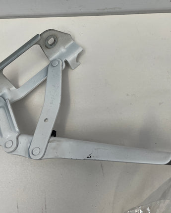 2015 Chevy Camaro SS RH & LH Hood Hinges OEM