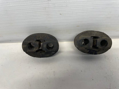 2015 Chevy SS Sedan Exhaust Muffler Pipe Rubber Hanger Set OEM