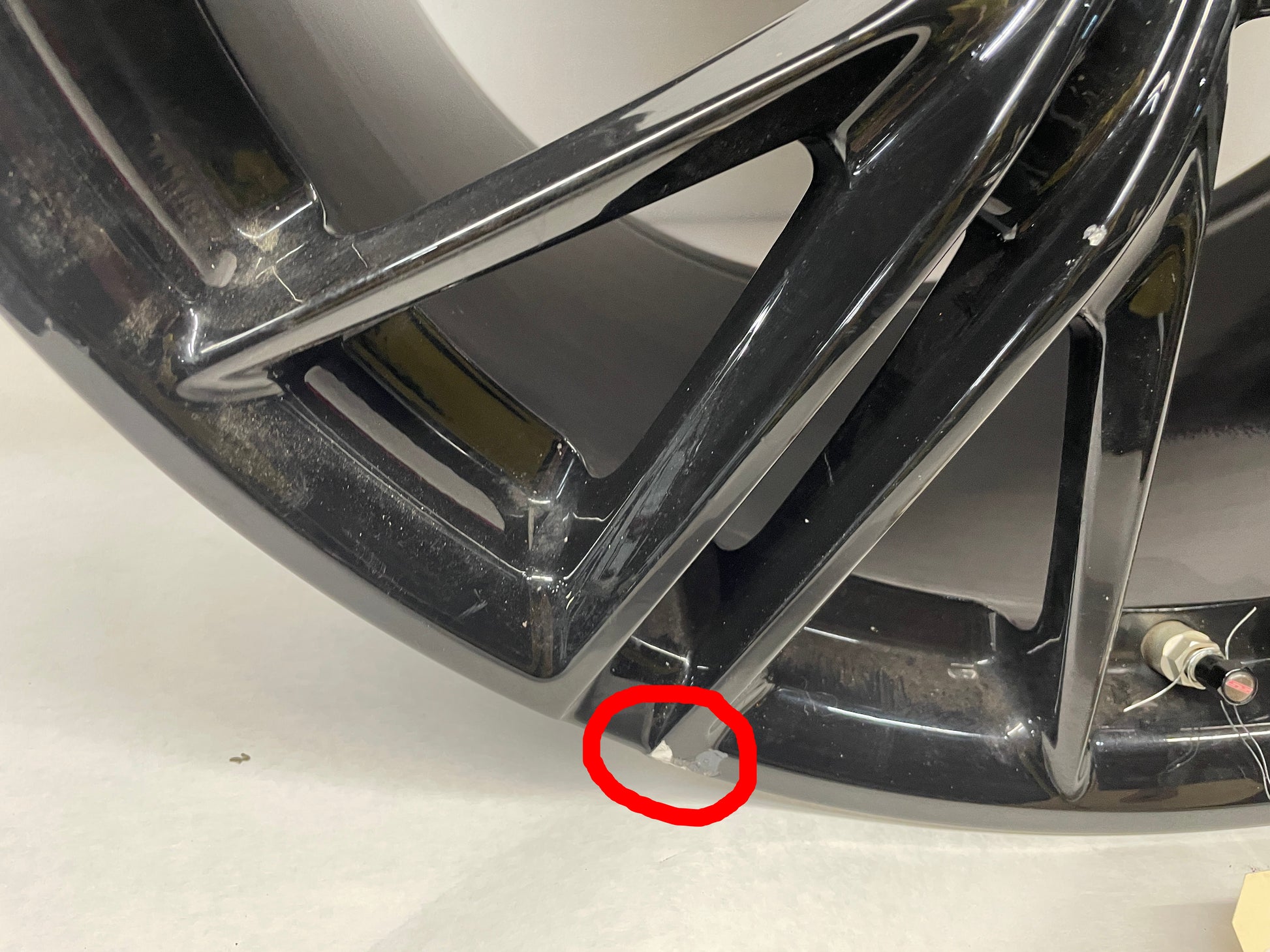 2015 Chevy Camaro SS Rear Wheel 20X11 - Day's Parts Yard