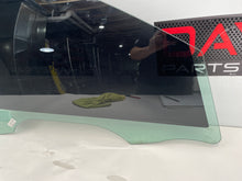 2014 Chevy SS Sedan Front RH Passenger Door Window Glass OEM