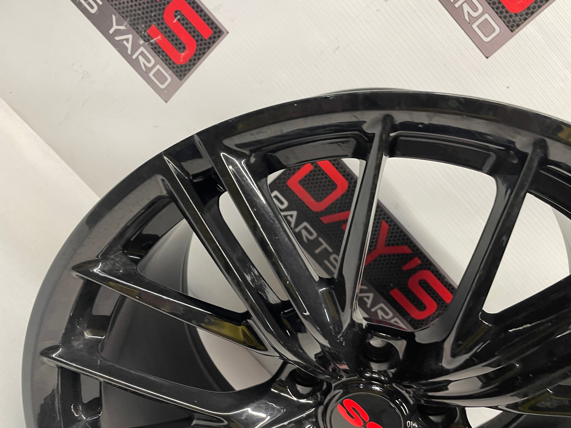 2015 Chevy Camaro SS Rear Wheel 20X11 - Day's Parts Yard