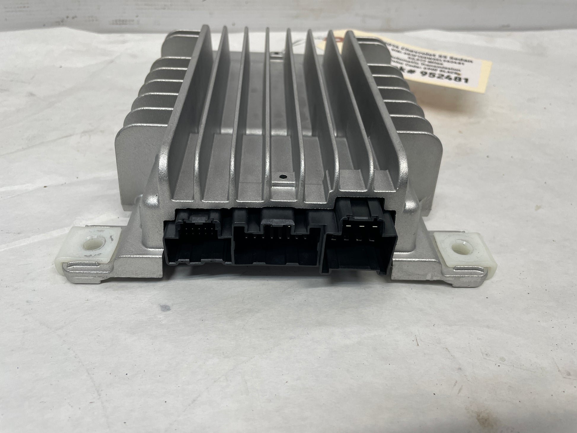 2014 Chevy SS Sedan Bose Radio Stereo Speaker Amplifier OEM - Day's Parts Yard