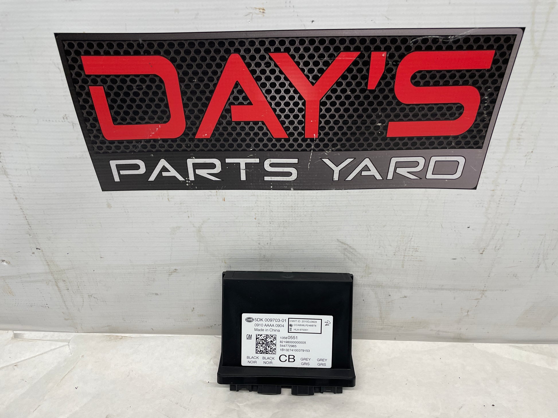 2014 Chevy SS Sedan Keyless Entry Control Modular OEM - Day's Parts Yard