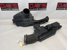 2015 Chevy SS Sedan Factory Air Intake Box Assembly OEM - Day's Parts Yard
