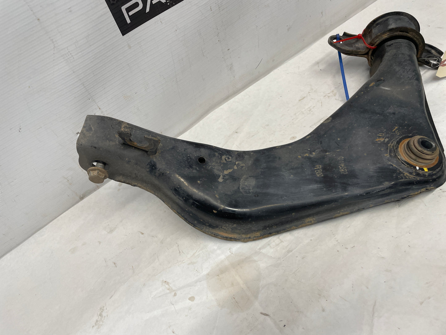 2009 Pontiac G8 GT RH Passenger Rear Upper Control Arm OEM