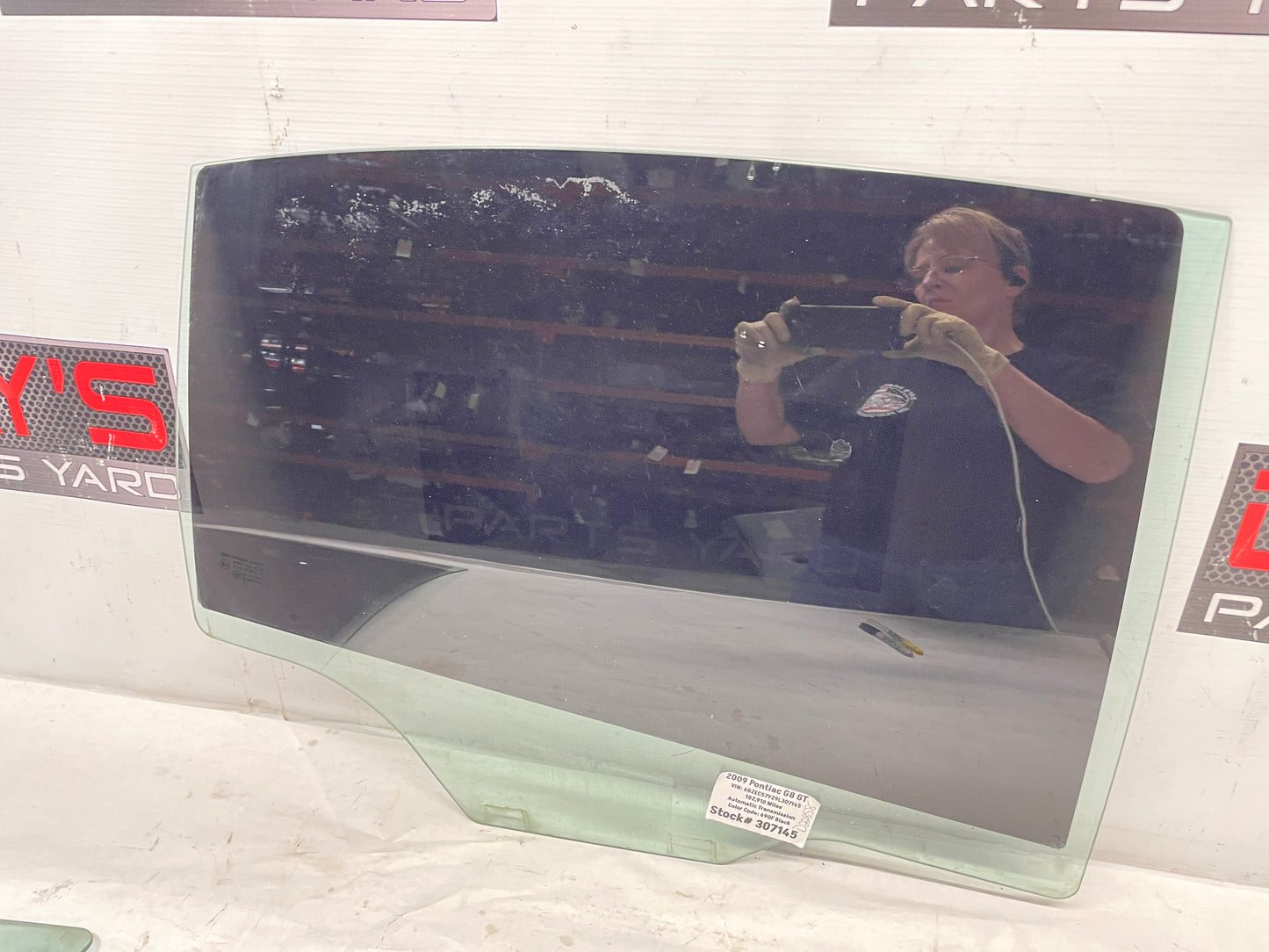 2009 Pontiac G8 GT RH Passenger Rear Door Window Glass OEM