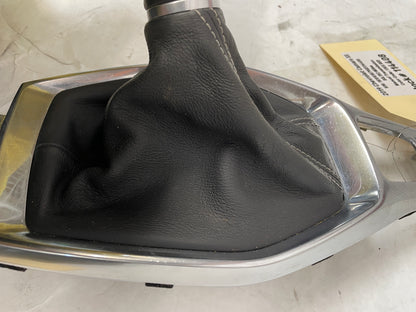 2019 Chevy Camaro SS Shifter Bezel w Black Leather Boot & Knob OEM