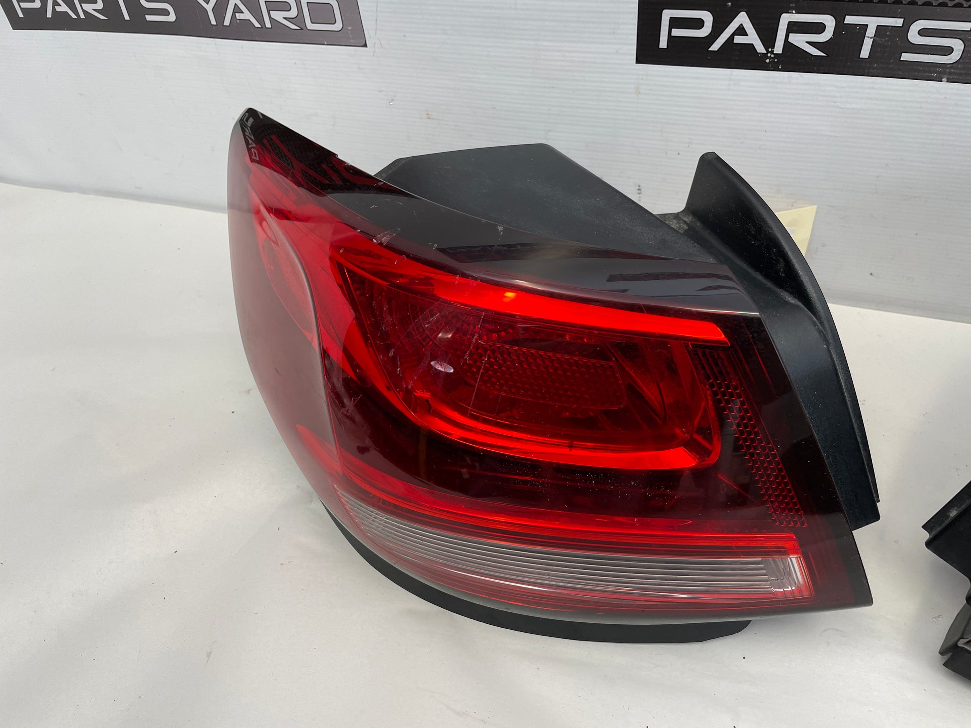 2017 Chevrolet SS Sedan RH & LH Tail Light Taillight Lamp OEM - Day's Parts Yard