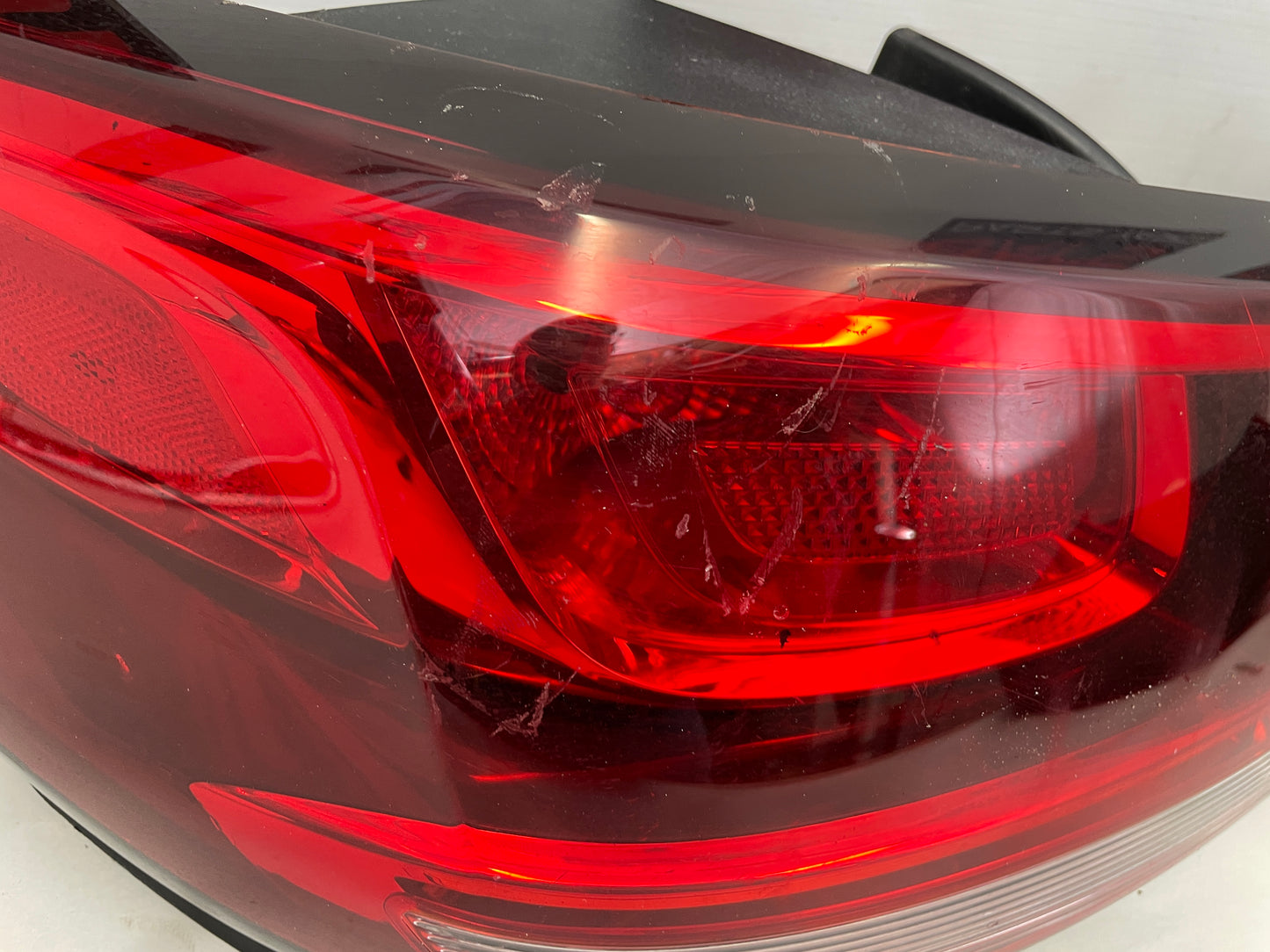 2017 Chevrolet SS Sedan RH & LH Tail Light Taillight Lamp OEM - Day's Parts Yard