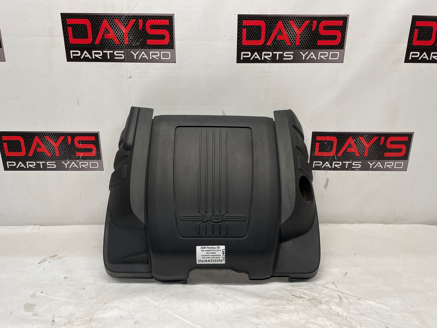 2009 Pontiac G8 Engine/ Motor V8 Cover OEM - Day's Parts Yard