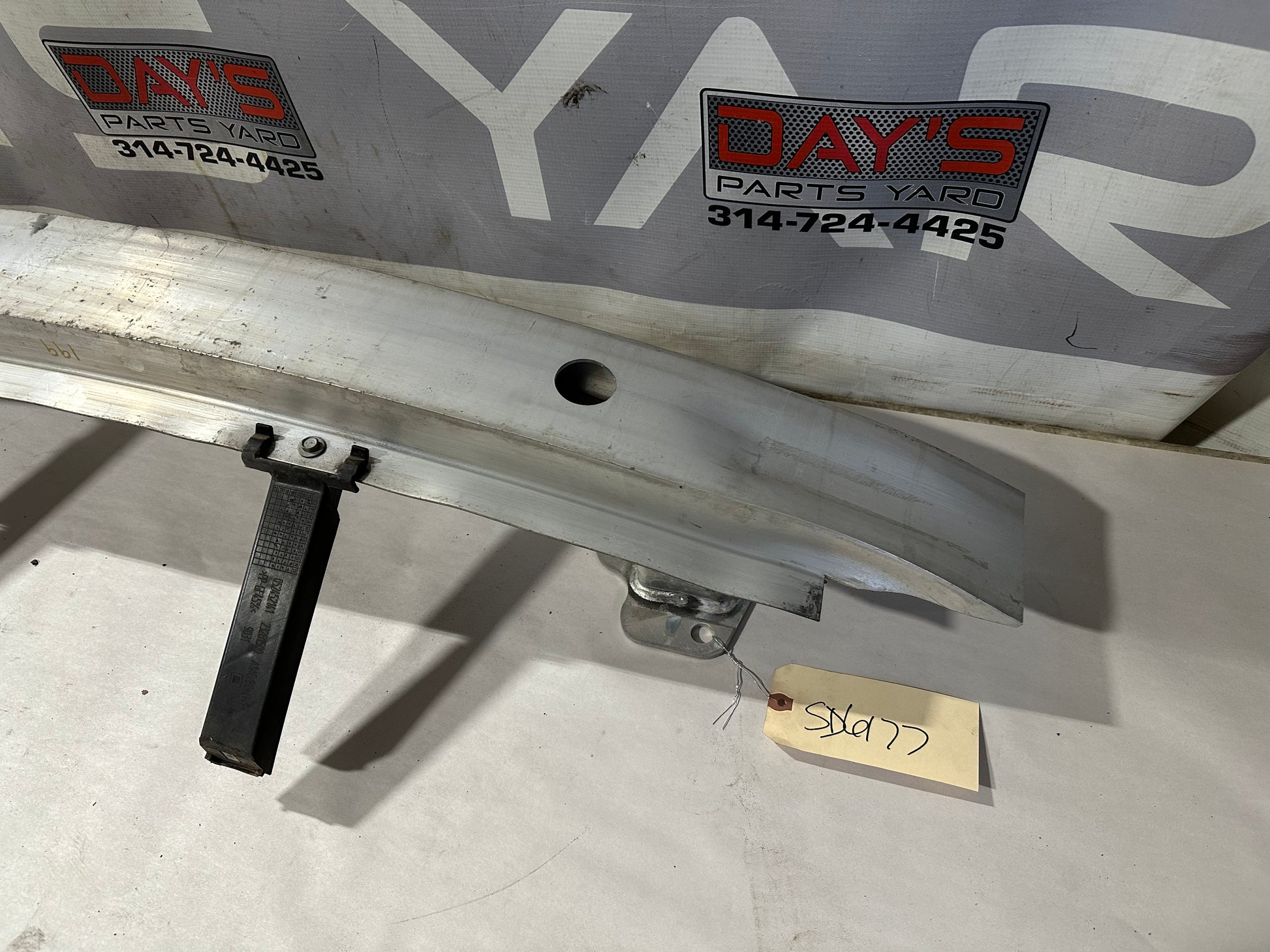 2020 Chevy Camaro SS Rear Impact Absorber Bar w/ Rear Bumper Lower Brackets OEM - Day's Parts Yard