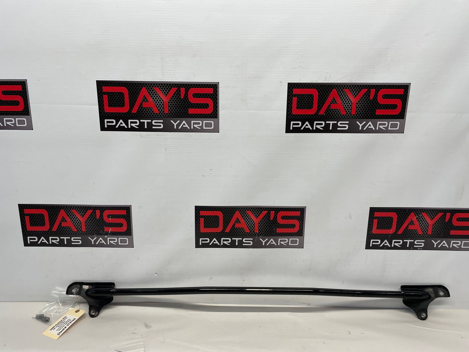 2005 Pontiac GTO Front Strut Tower Brace Bar OEM - Day's Parts Yard