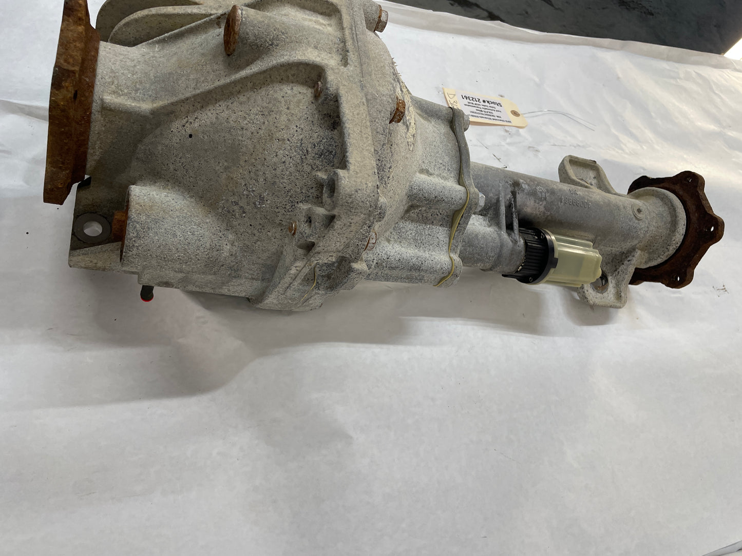 2012 Chevy Silverado K1500 LT Front Axle Carrier Differential Assembly OEM - Day's Parts Yard