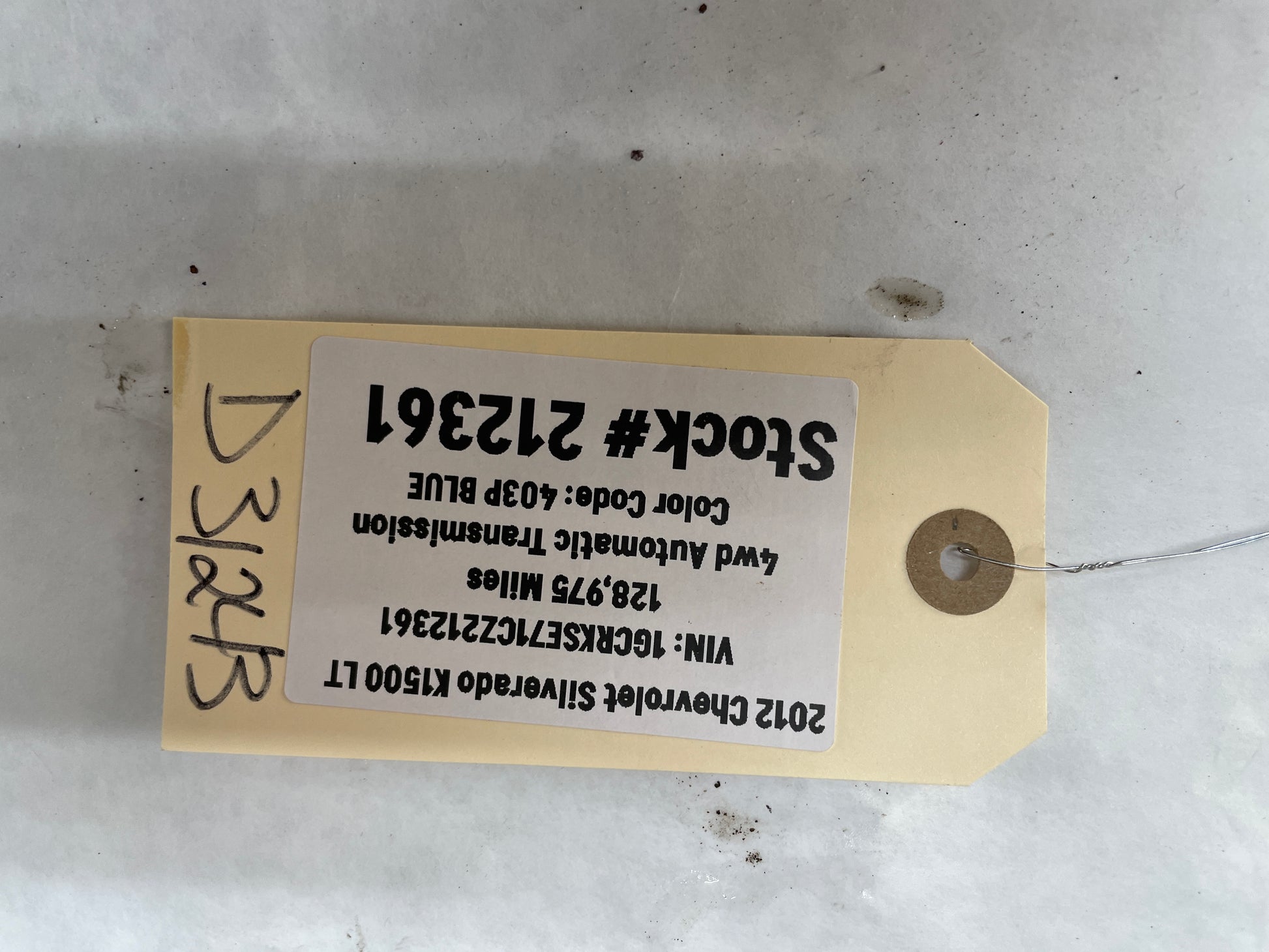 2012 Chevy Silverado K1500 LT Front Axle Carrier Differential Assembly OEM - Day's Parts Yard