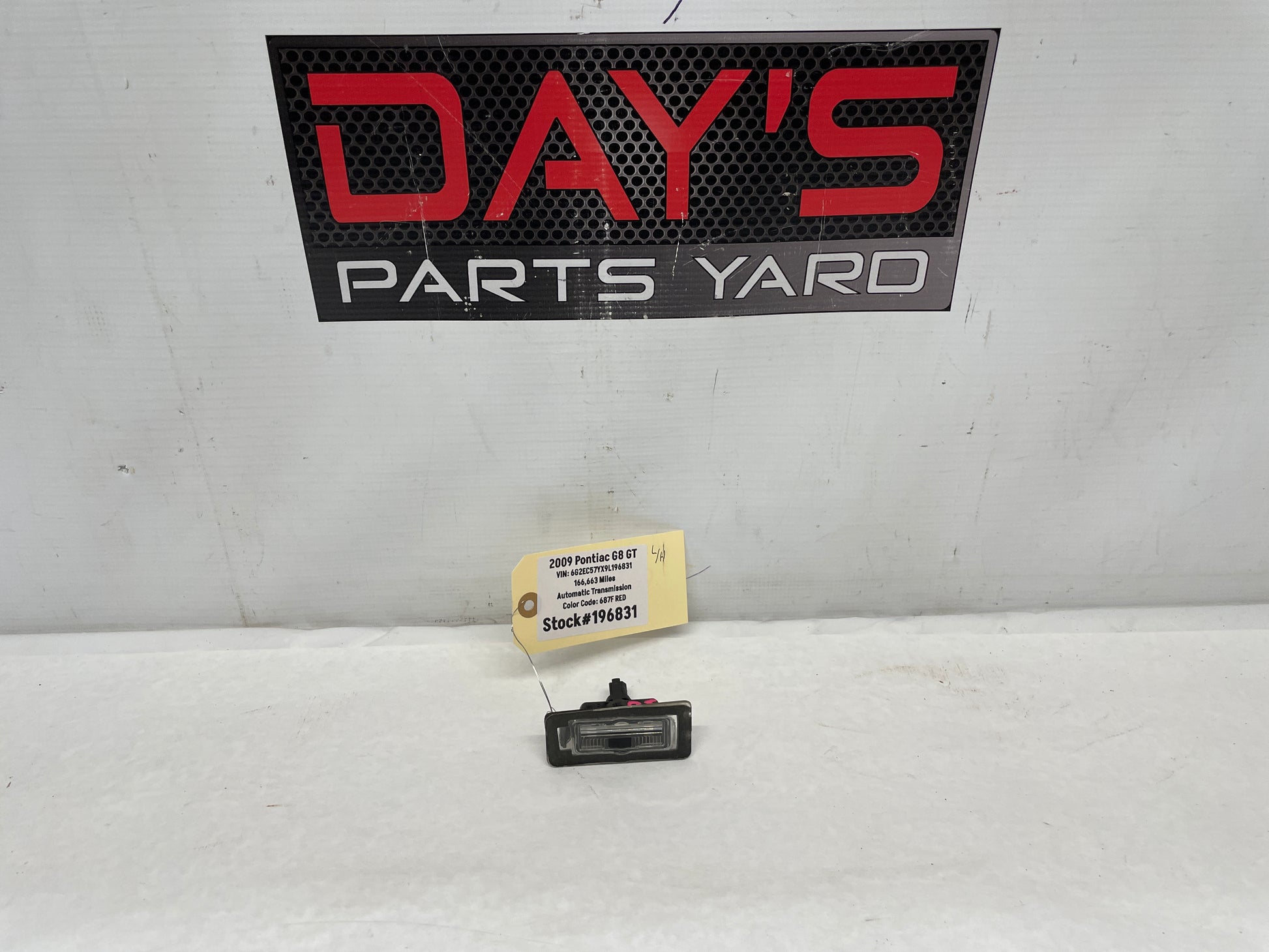 2009 Pontiac G8 GT LH Driver License Plate Tag Light OEM - Day's Parts Yard