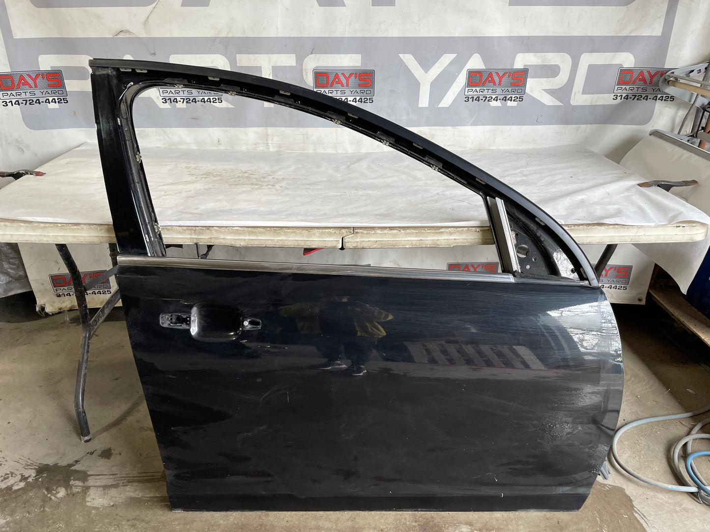 2014 Chevy SS Sedan Front RH Passenger Exterior Door OEM
