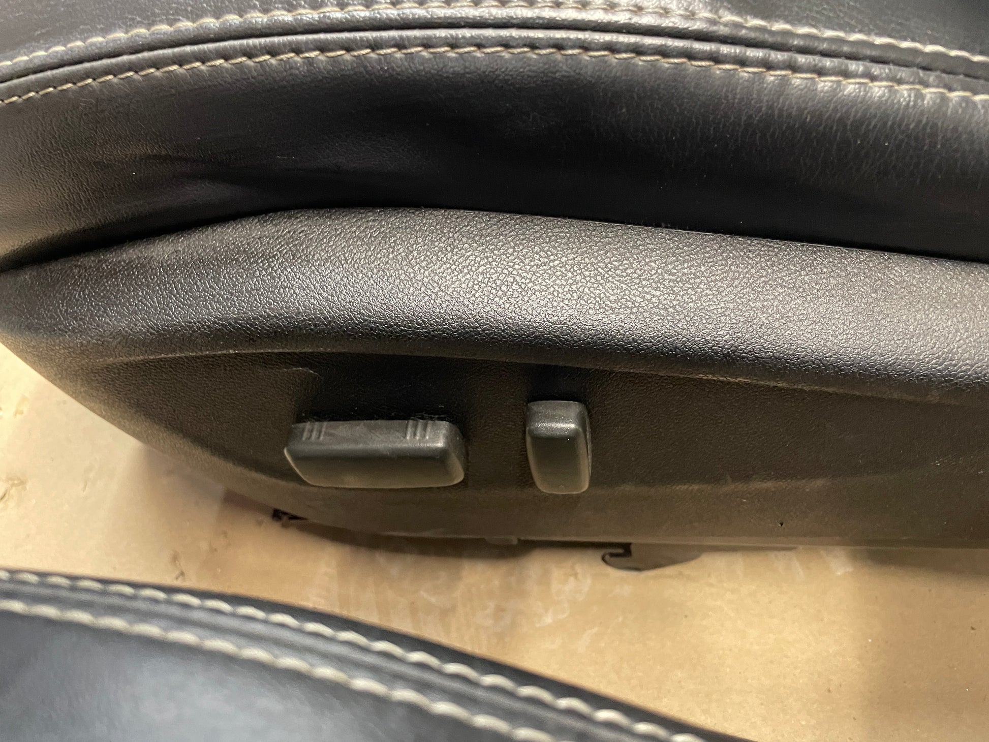 2010 Chevy Camaro SS Seats Front and Rear Black Leather OEM - Day's Parts Yard