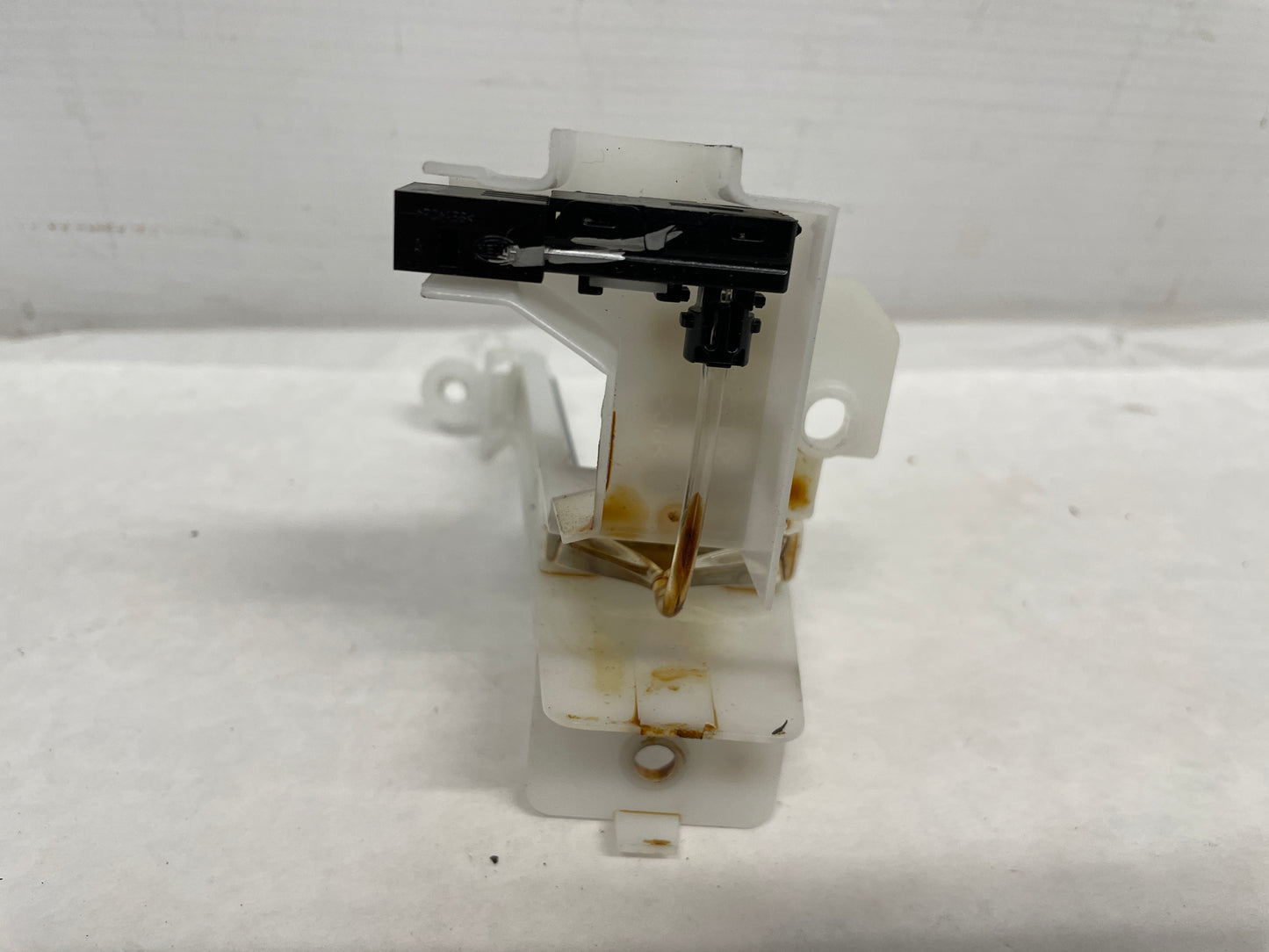 2019 Chevy Camaro SS Center Console Key Transmitter Light Lamp OEM