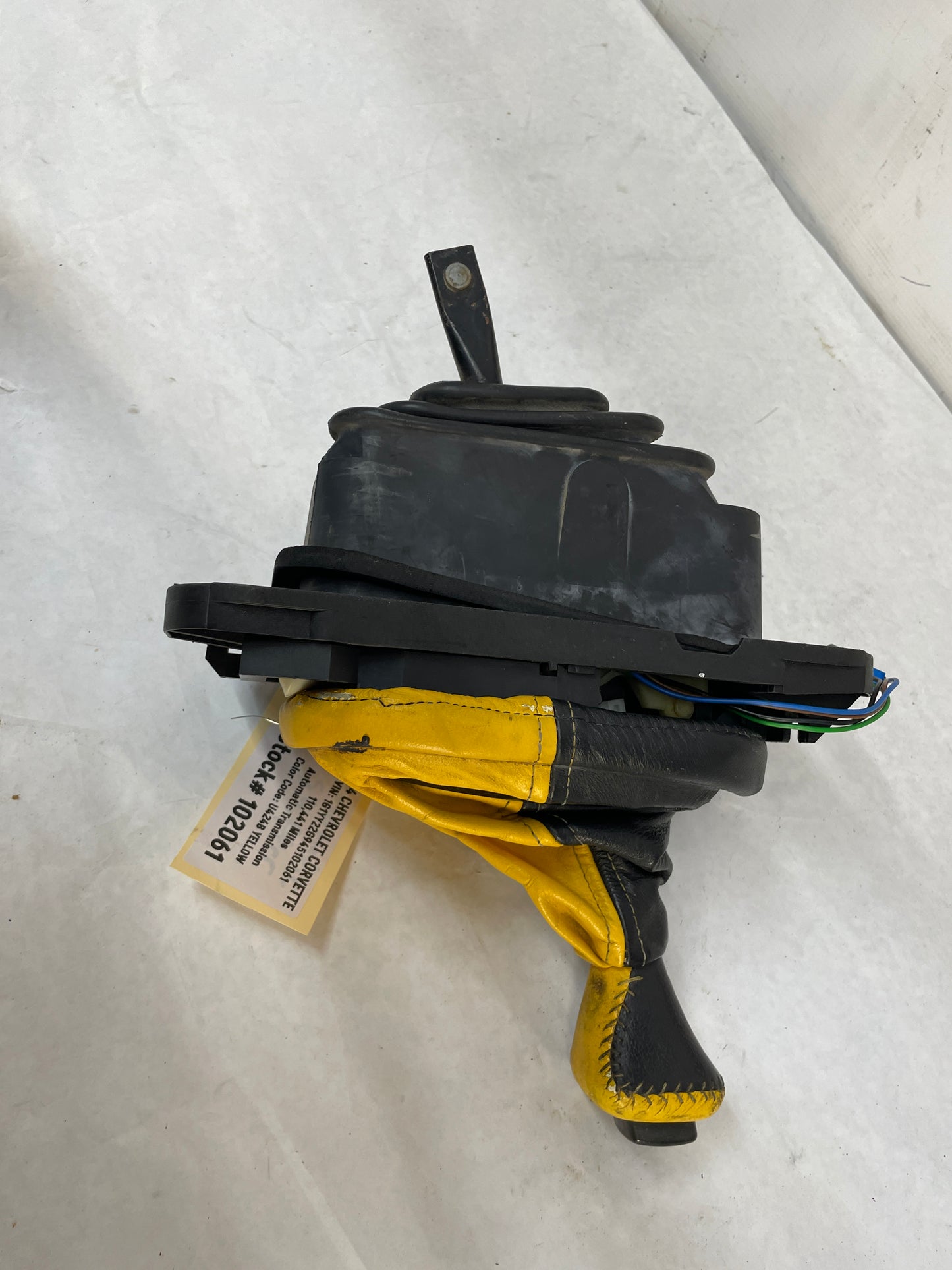 2004 Chevy C5 Corvette Automatic Transmission Shifter Gear Selector OEM - Day's Parts Yard