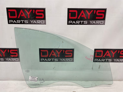 2009 Pontiac G8 RH Passenger Front Door Window Glass OEM - Day's Parts Yard