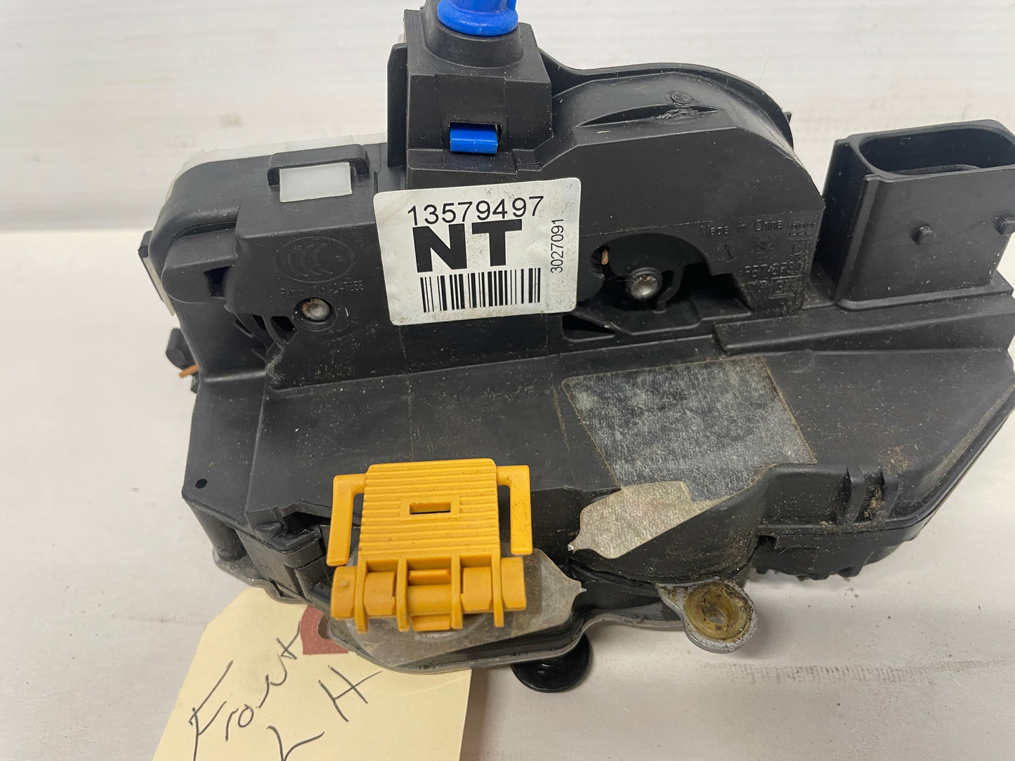 2015 Chevy SS Sedan LH Driver Front Door Lock Actuator OEM - Day's Parts Yard